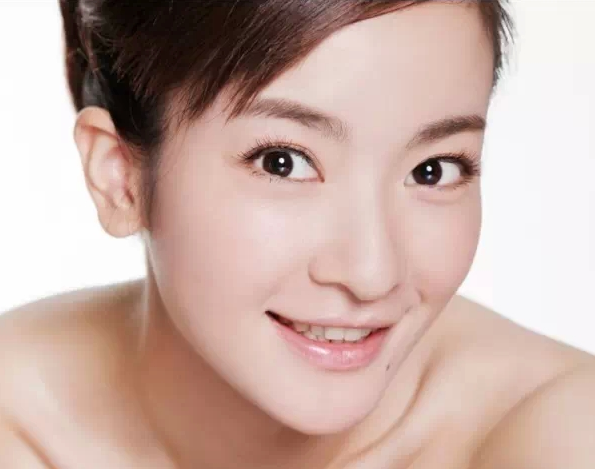 艾灸让肤色变得明亮光滑