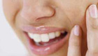 缓解治疗牙齿疼痛的特效穴位【按摩手法】和偏方